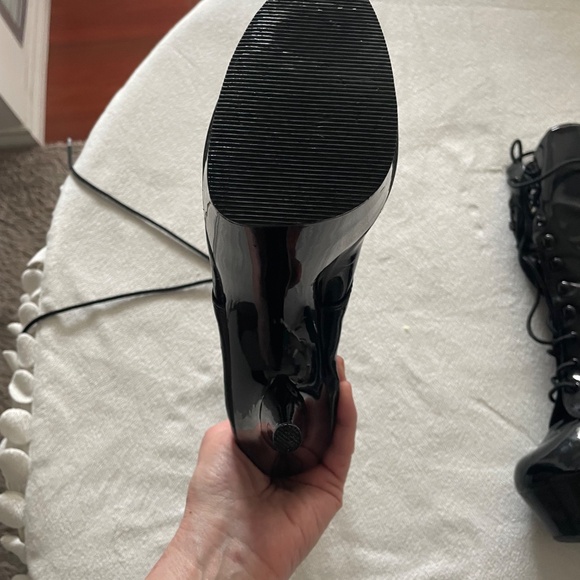 Pleaser Delight -1020 Boots , size 11. High hill. Half price - Picture 3 of 6